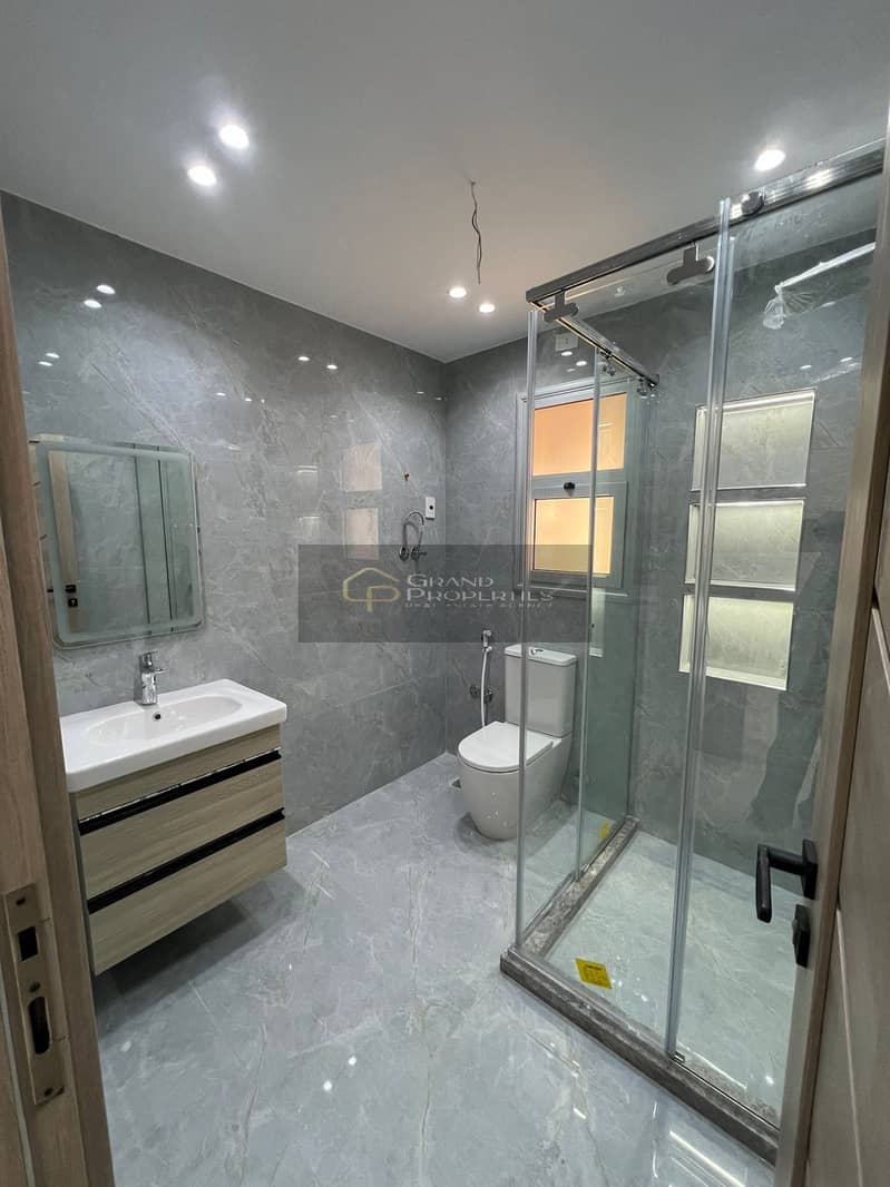 13 f267c605-e848-418e-8536-9b291a3ba5fd. jpg