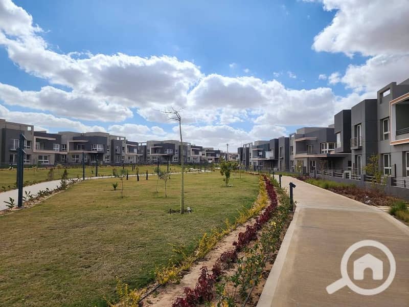 8 540503663_2252981565122870_2752039772805292562_n. jpg