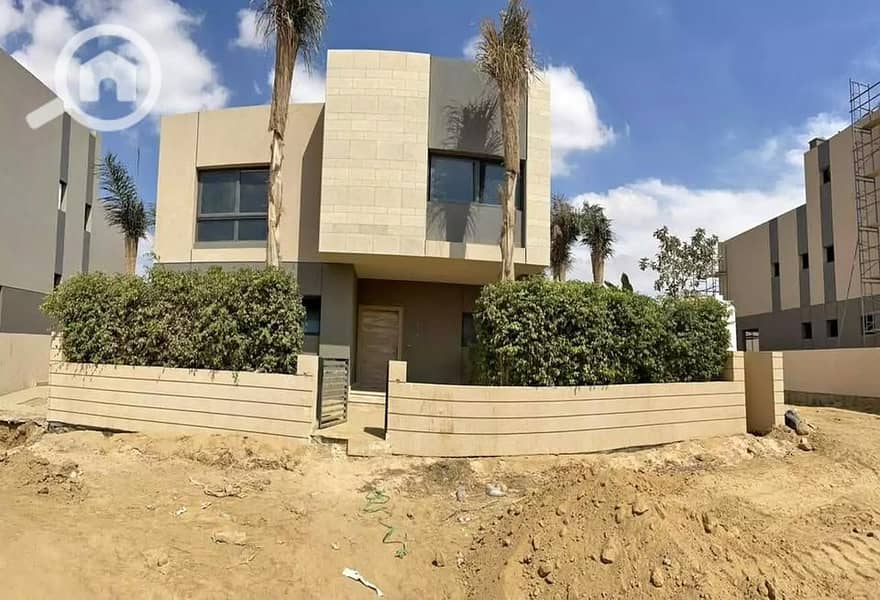 8 581937022_25258784947142074_7837797091175550182_n. jpg