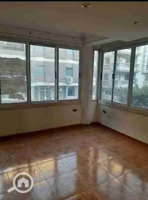 1000250936. jpg 1000250936. jpg