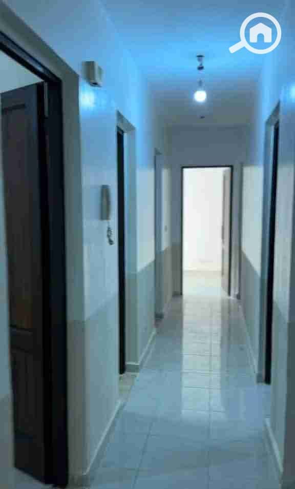 1000567352. jpg 1000567352. jpg