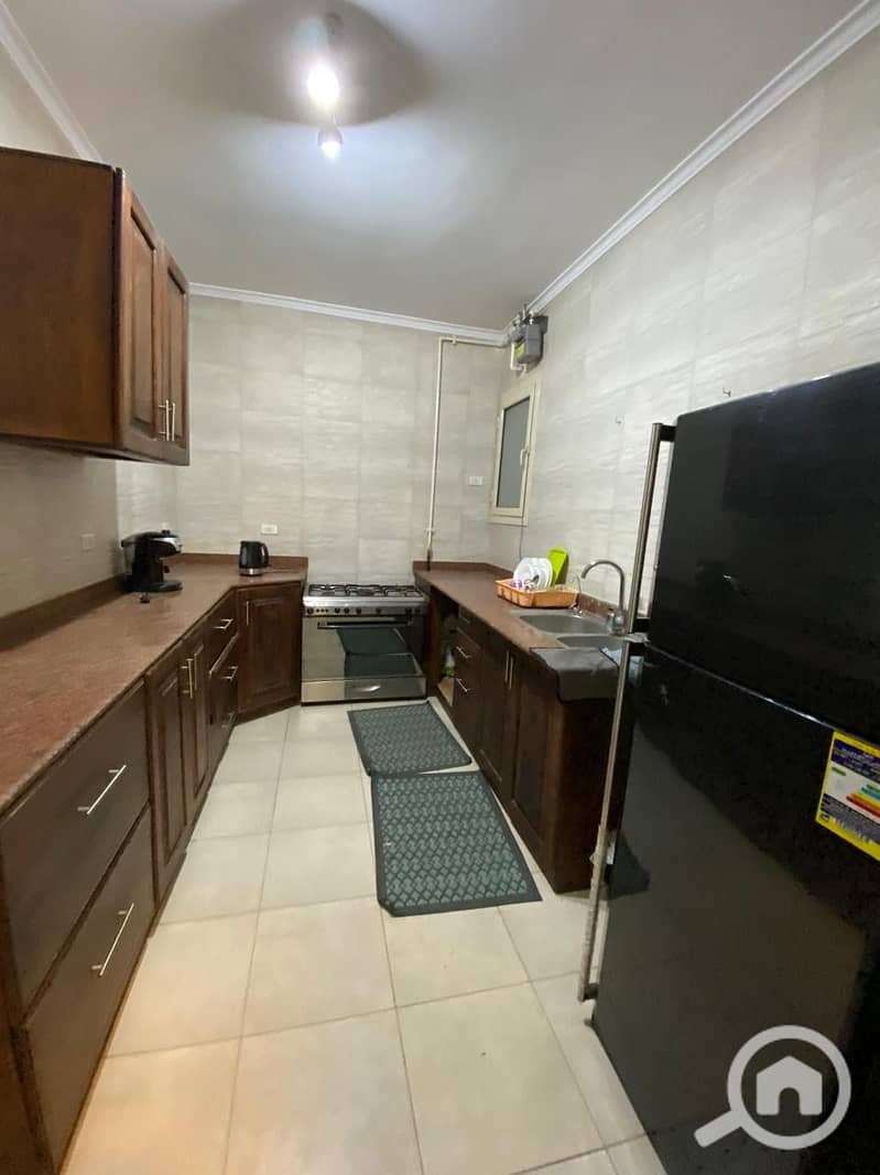 11 04df158a-83ce-454b-ab34-2baf13af13e4. jpeg