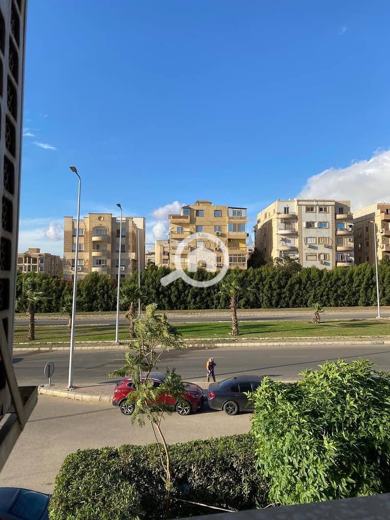 12 c2b7a645-e80e-4bbf-815a-41da2158c5a5. jpeg