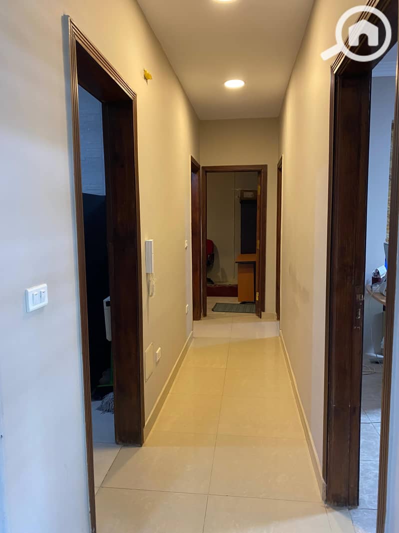 13 014d08c5-e2cb-46cb-8bc7-d102e90e890c. jpeg