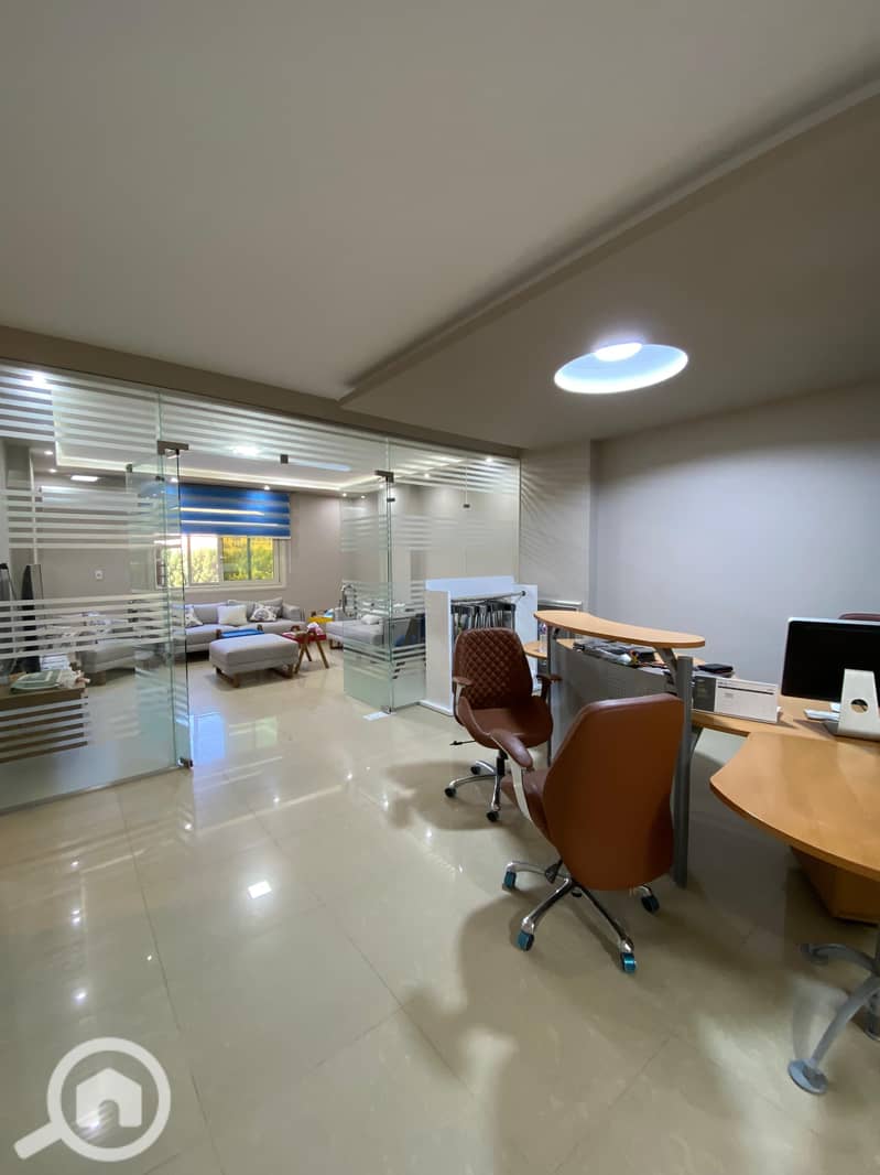 15 09e03d00-dacd-4c38-a10a-c4a735e8e211. jpeg