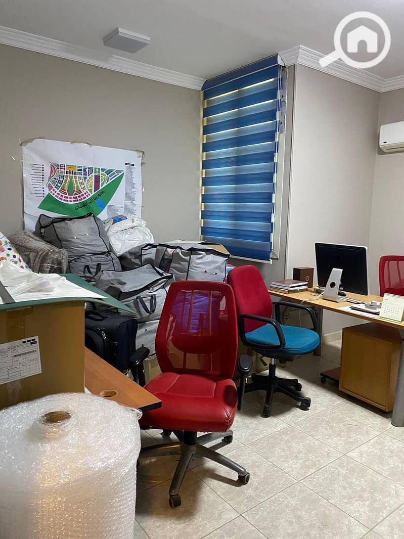 18 8ec81485-4238-4d28-af80-5b6f62edd874. jpeg