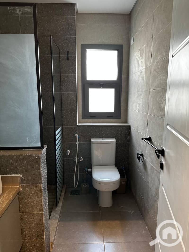 9 6e2ec17b-2a41-4ee9-966e-ef4cc55262d7. jpg