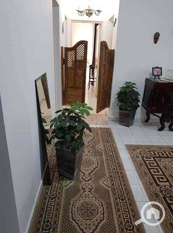 9 4258181d-f82c-4a23-92e6-8e0a8379bb8c. jpg