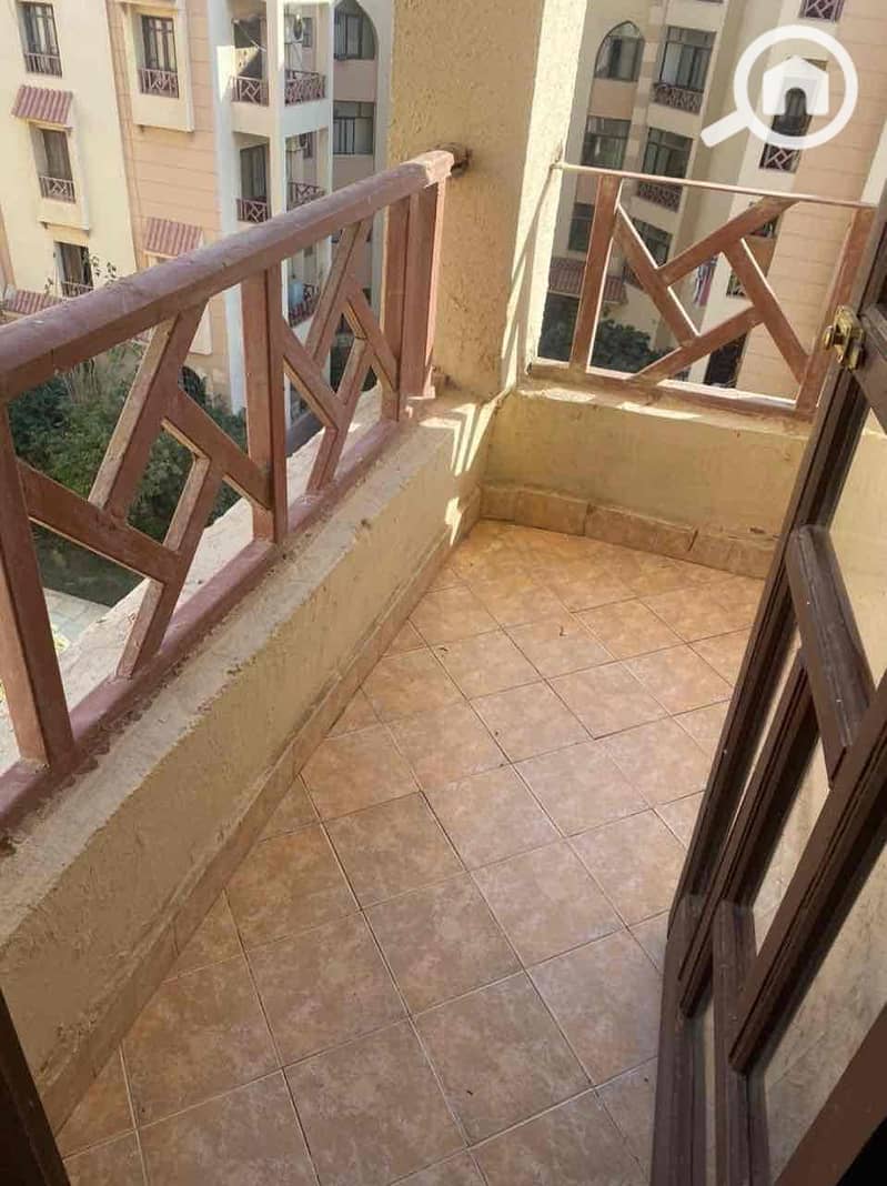 6 2b26afde-7a27-4c0a-ba57-9640aefd1e79. jpg