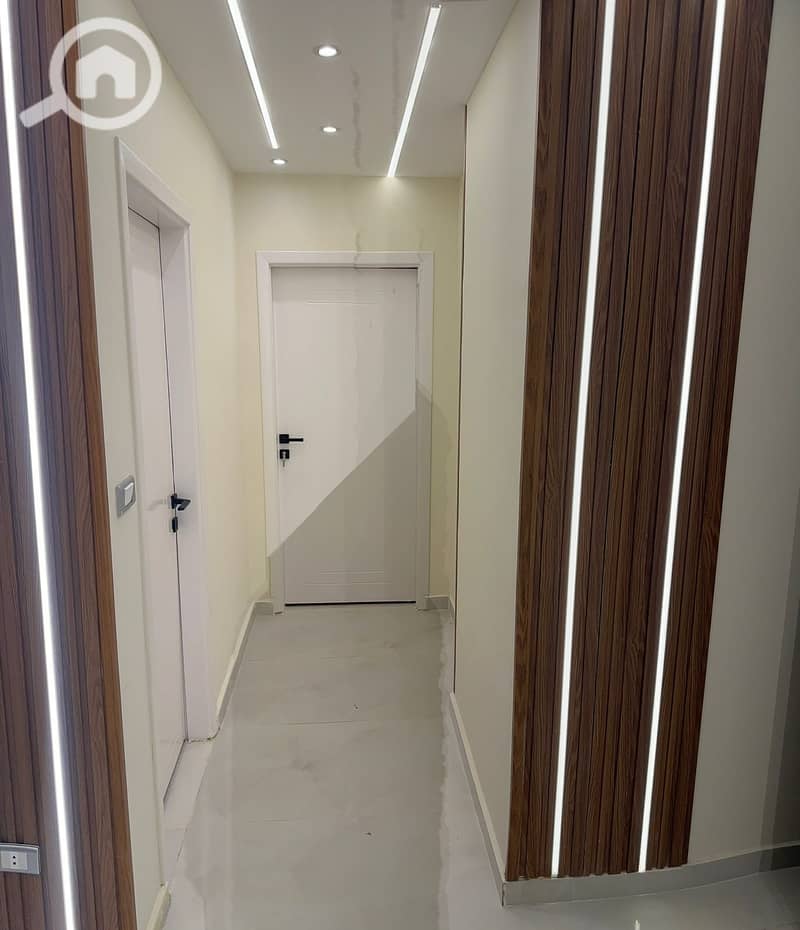 4 WhatsApp Image 2025-12-07 at 8.30. 49 PM (2). jpeg