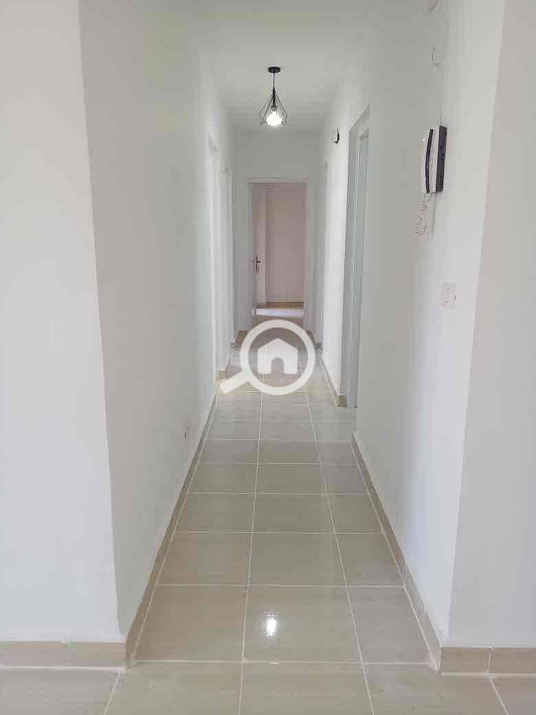 2 a2e090a6-eee9-43ed-8d90-11a7804b6df0. jpg