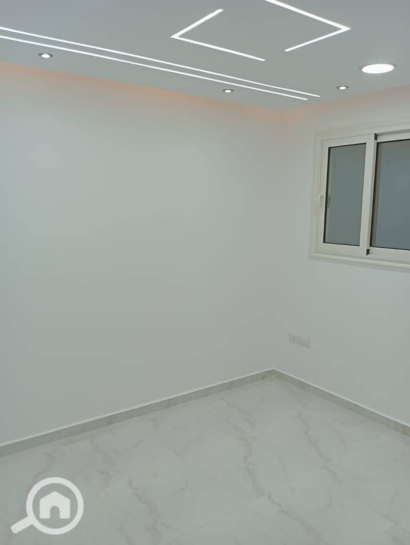 10 WhatsApp Image 2025-12-09 at 9.30. 45 PM (1). jpeg