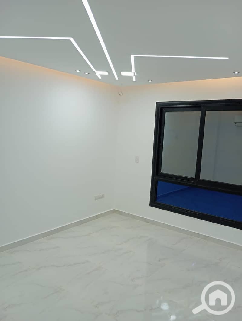 11 WhatsApp Image 2025-12-09 at 9.30. 49 PM. jpeg