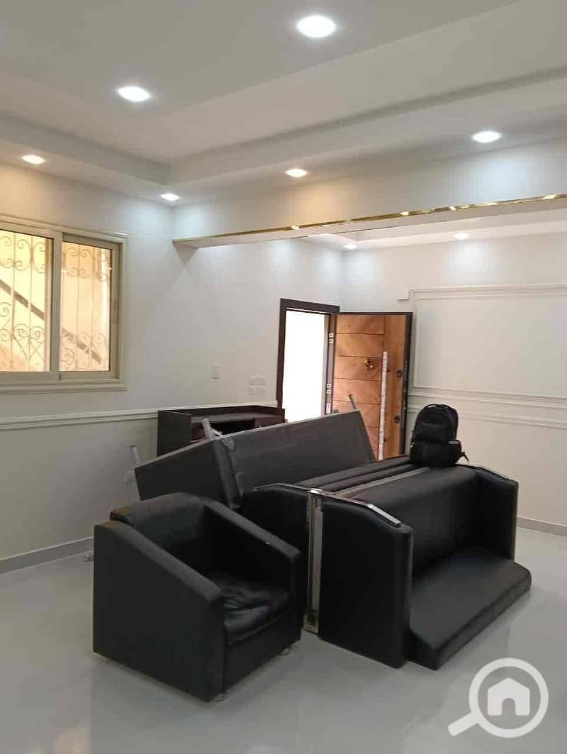 3 da04d8d2-5458-4c88-ab4b-28b67d4e5235. jpg