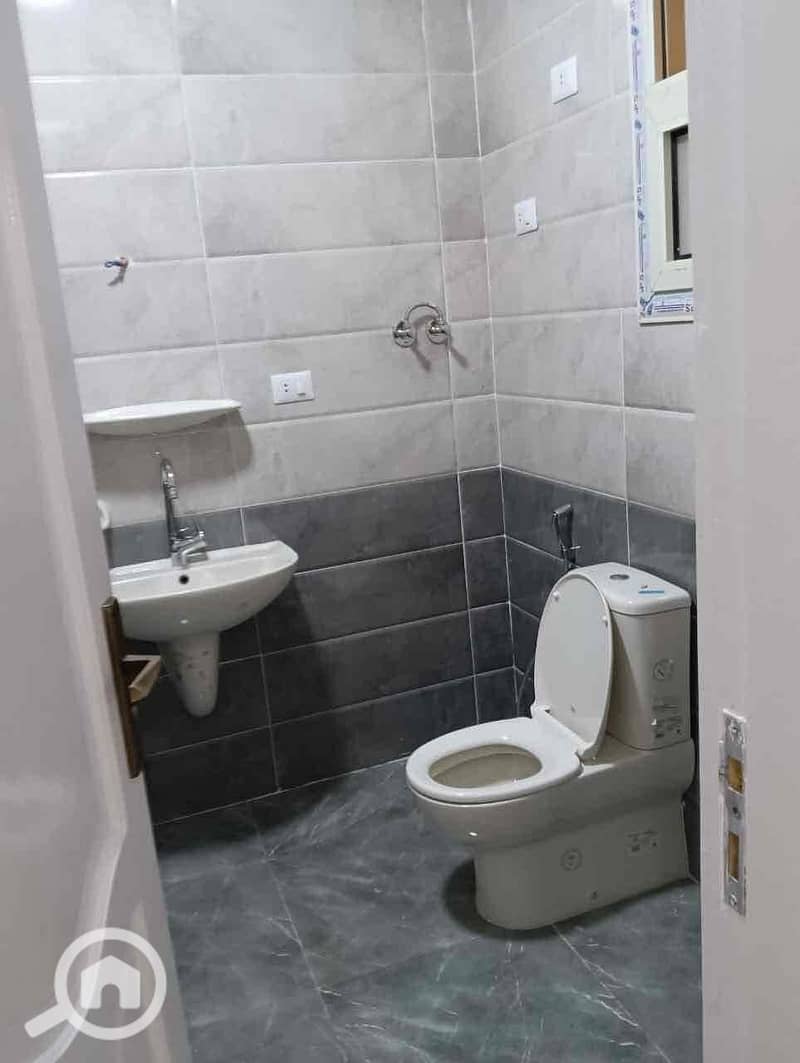 7 eab357df-c868-4a07-b0e9-0a40d9656f39. jpg