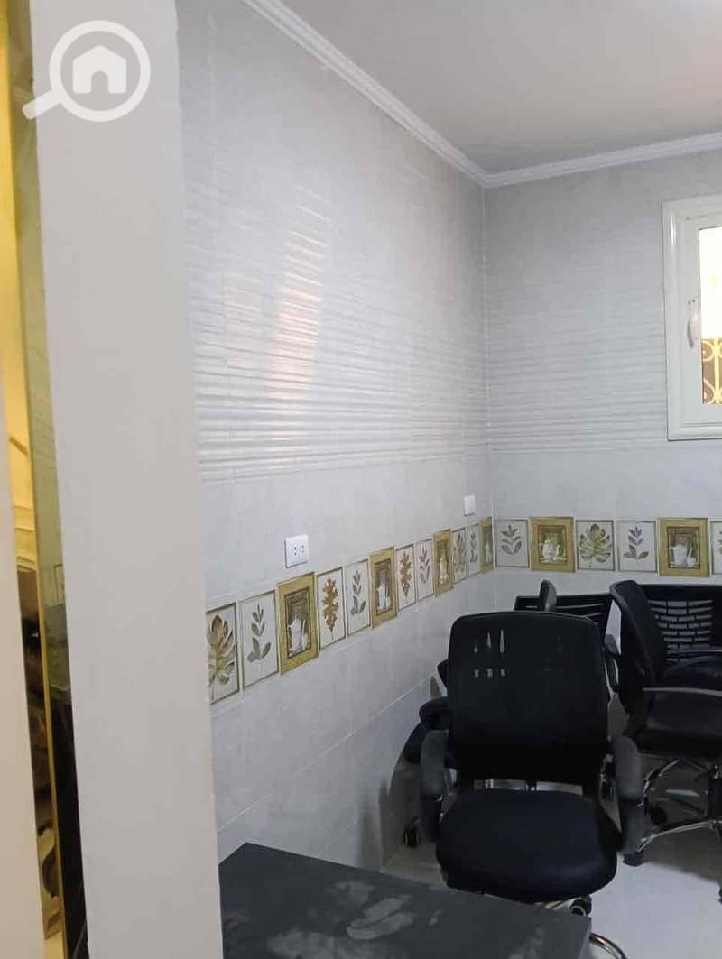 11 28d56d27-7072-4a85-bdc9-9011f92406e1. jpg