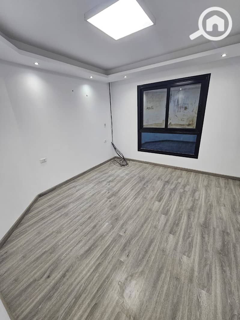 4 WhatsApp Image 2025-12-09 at 5.50. 16 PM. jpeg