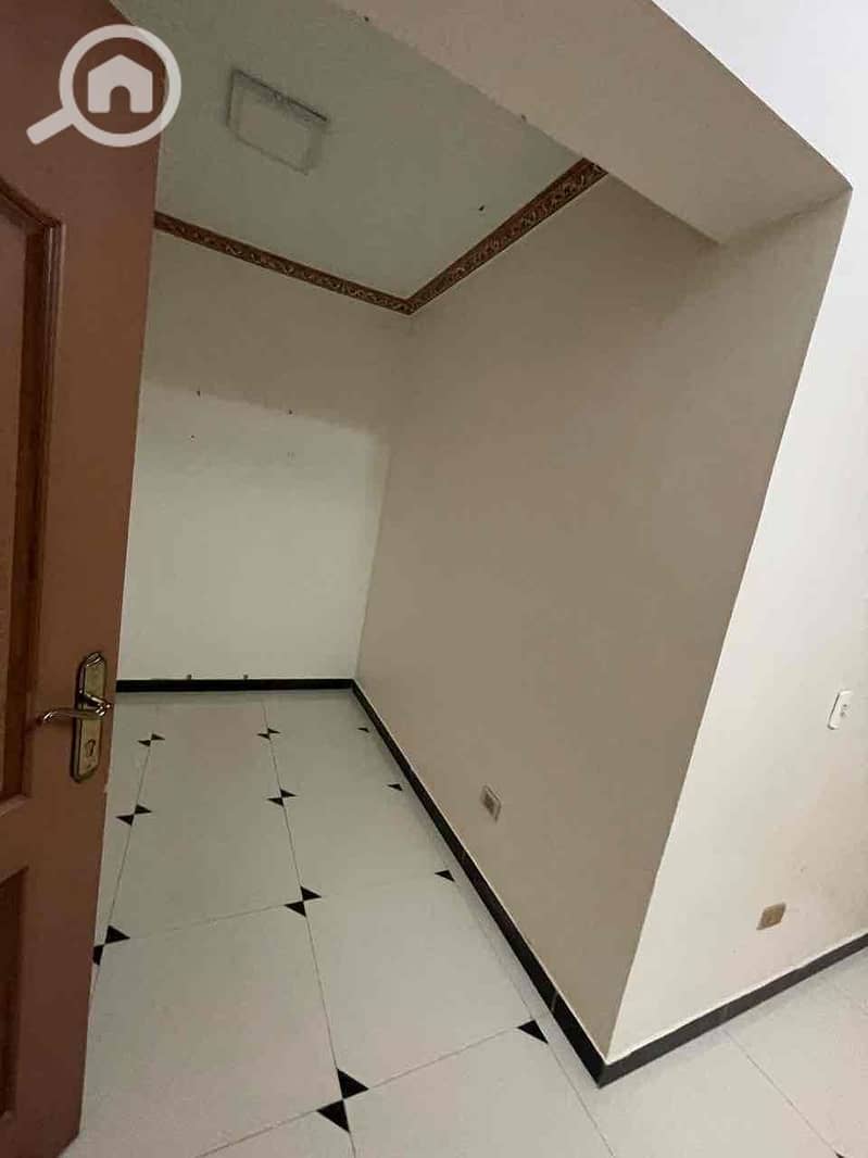 6 319353b3-f58e-424c-9762-6c42d9d6f541. jpg