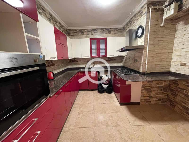 8 5f26e307-d4c5-45c7-8ff4-8fb2c3ff48f1. jpg