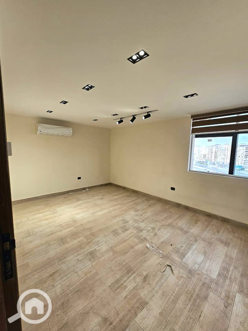 8 WhatsApp Image 2025-11-29 at 3.15. 33 PM. jpeg