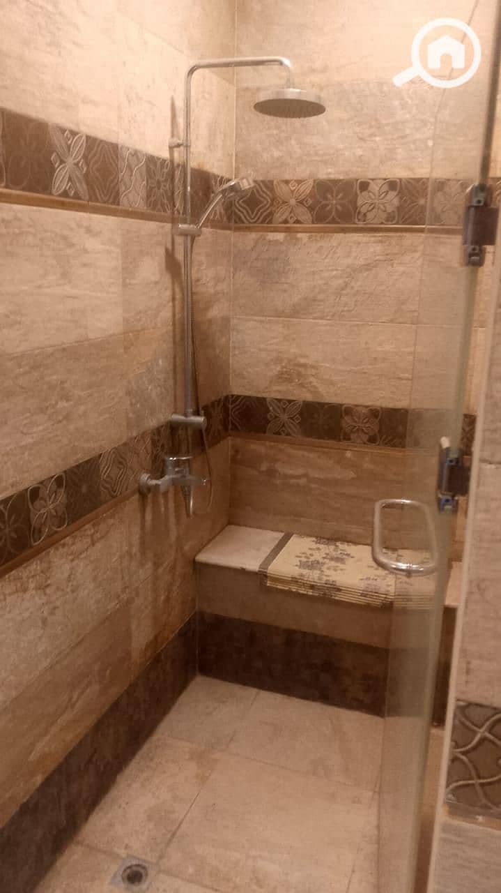 15 93ca929a-4bcc-405a-92d1-3970dbd3ac44. jpeg