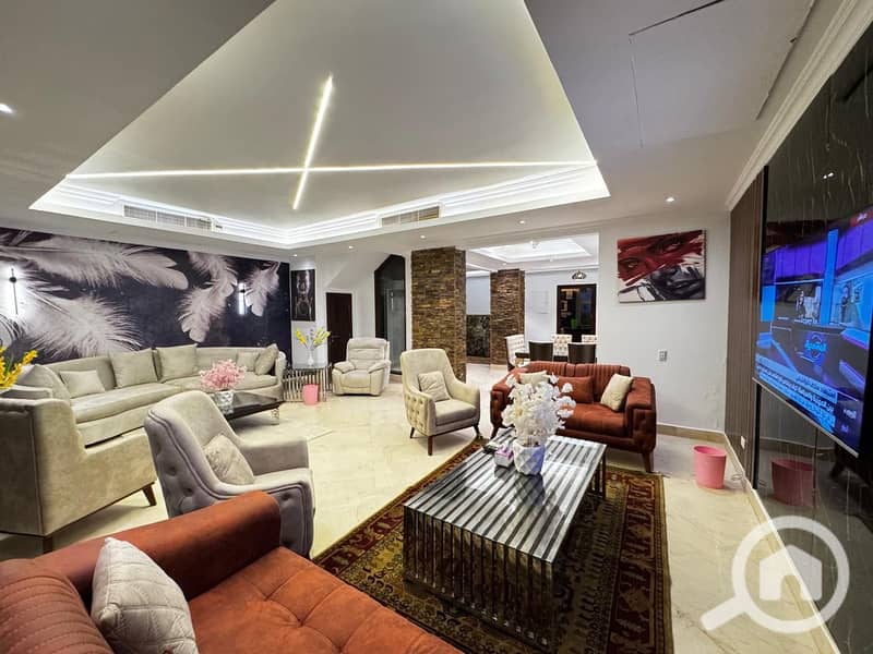 8 a57145dc-f1a7-4abf-b0db-d3f26ef2ad45. jpeg