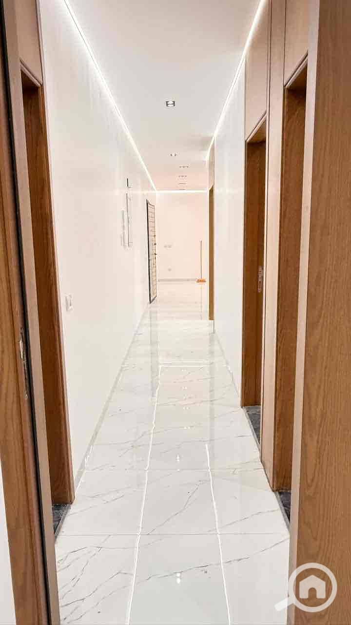 4 9abace8d-6928-422d-b6d2-aaba126fd02f. jpg