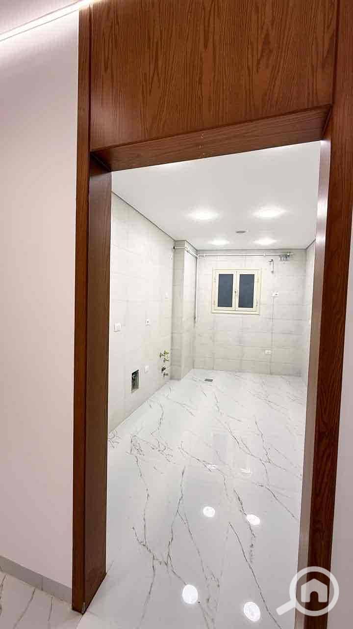 14 1b942e5c-d1aa-4baf-b384-ffee018dada4. jpg