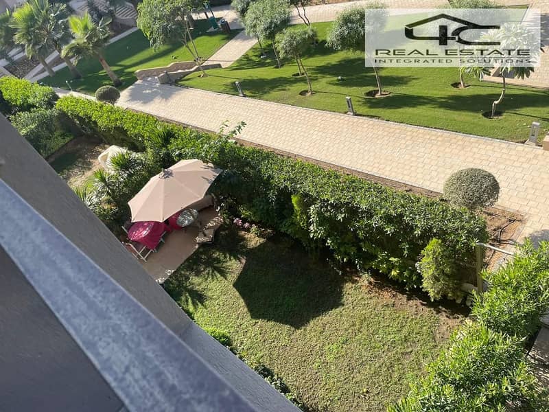 10 WhatsApp Image 2025-12-09 at 14.25. 49. jpeg