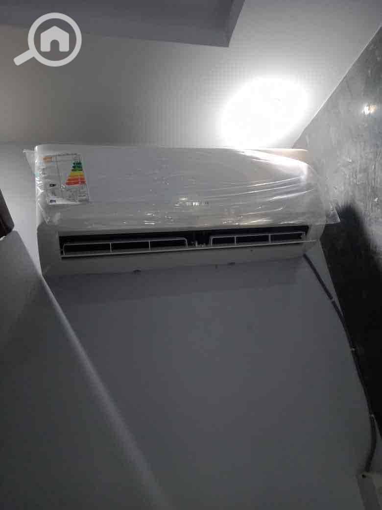 10 92c39afa-ab5c-4326-9914-21bd5dcca1fa. jpg