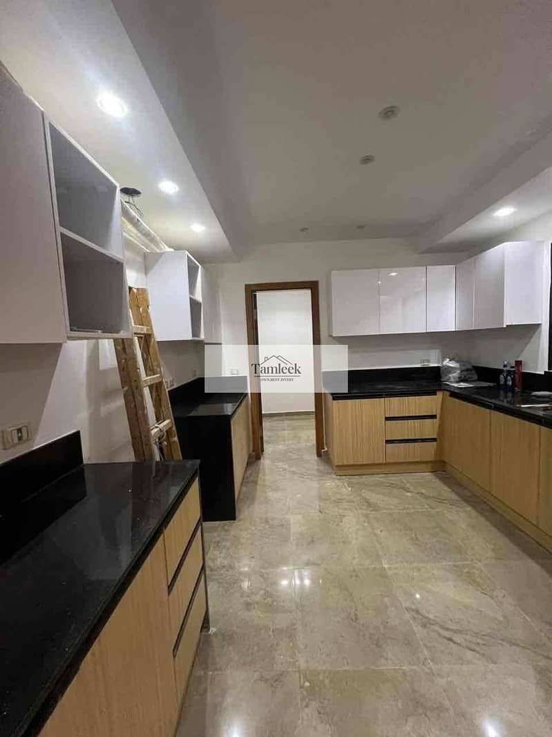 5 5715f6a5-2471-4566-ac58-da5f5daa3d2b. jpg