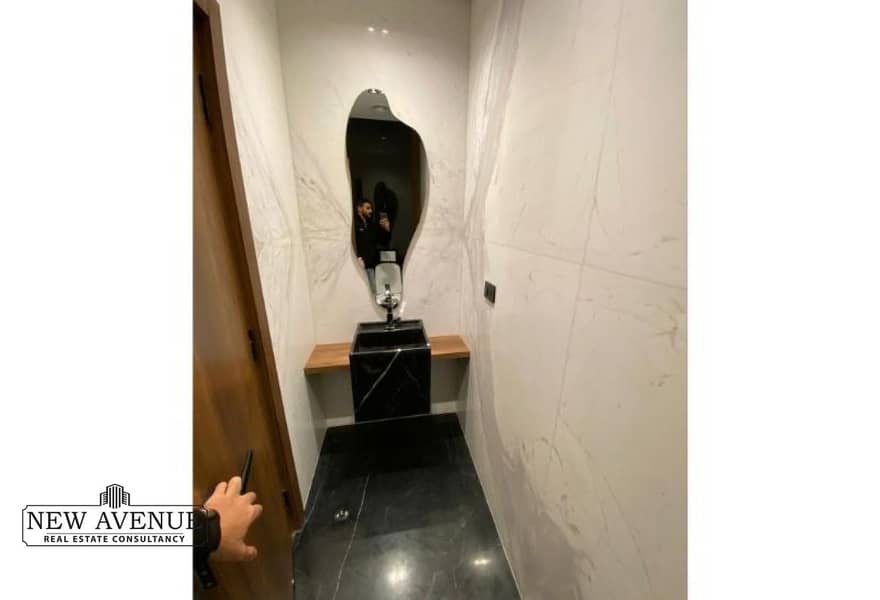 11 58970dee-b334-4ed5-8a4d-bc9e794016ba. jpg