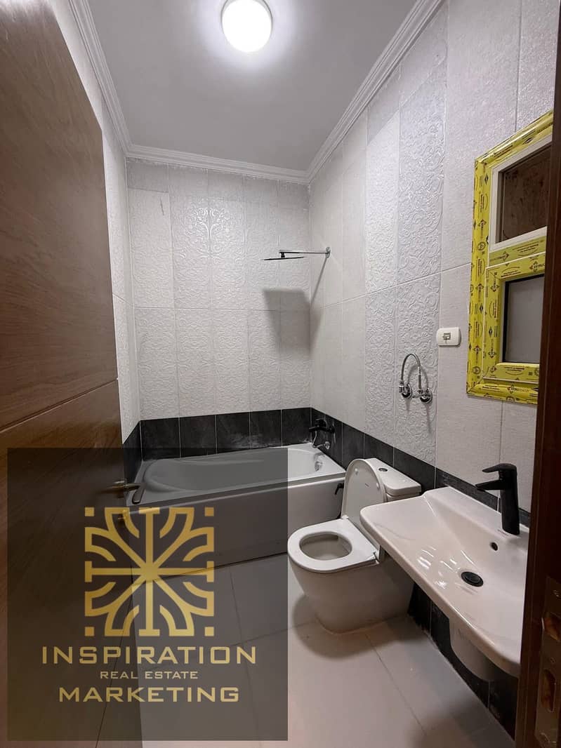 6 089d8055-c9f3-49b7-9855-e23c75d62957. jpg