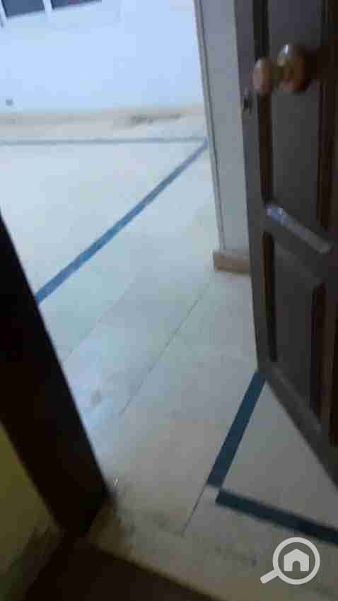 1000327064. jpg 1000327064. jpg