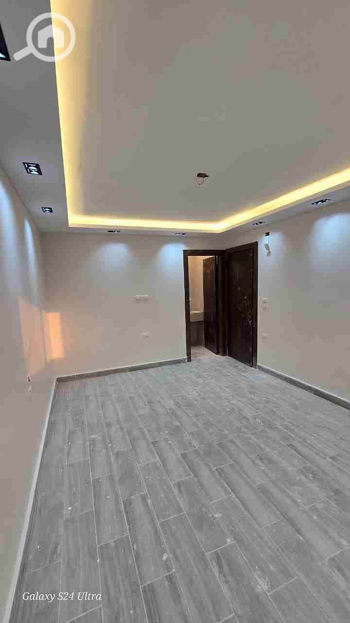 1000315734. jpg 1000315734. jpg