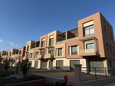 تاون هاوس 4 غرف نوم للبيع في القاهرة الجديدة، القاهرة - WhatsApp Image 2025-12-09 at 1.25. 28 PM. jpg