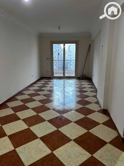 3 Bedroom Flat for Sale in Sidi Beshr, Alexandria - IMG_3807. jpg