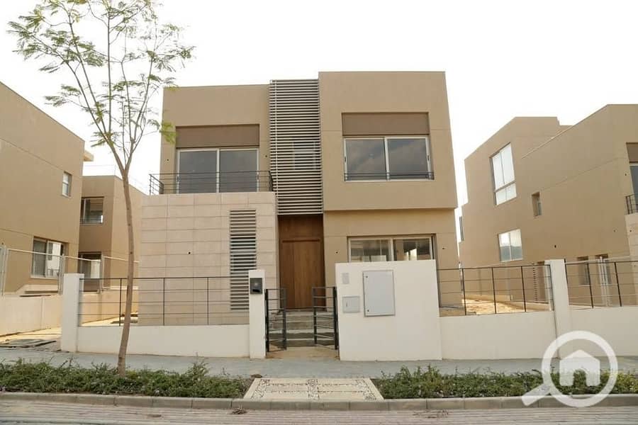 8 567425967_796085069982239_4835358384917106404_n. jpg