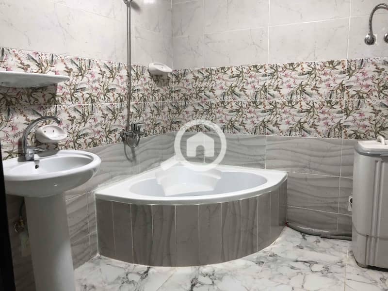 14 IMG_4684_Original. jpg