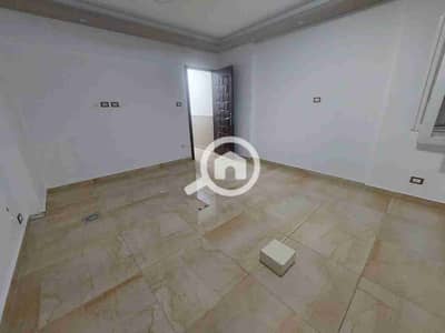 فلیٹ 3 غرف نوم للايجار في بولكلي، الإسكندرية - 1000073798. jpg