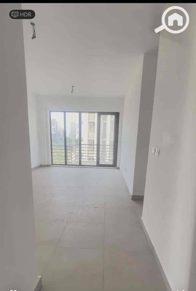 14 7bf76683-753b-4d93-83f6-e1c885718fb7. jpg