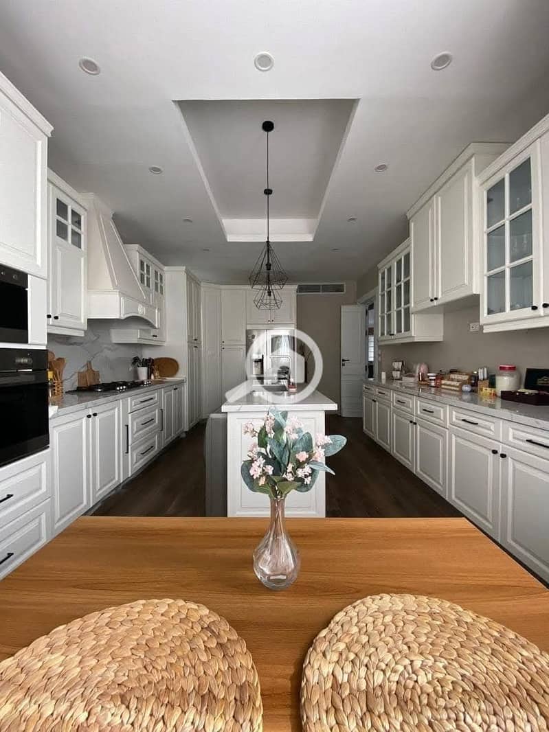 6 FB_IMG_1765249676861. jpg