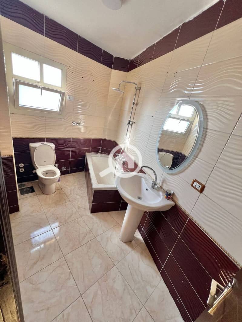 5 IMG-20251210-WA0021. jpg