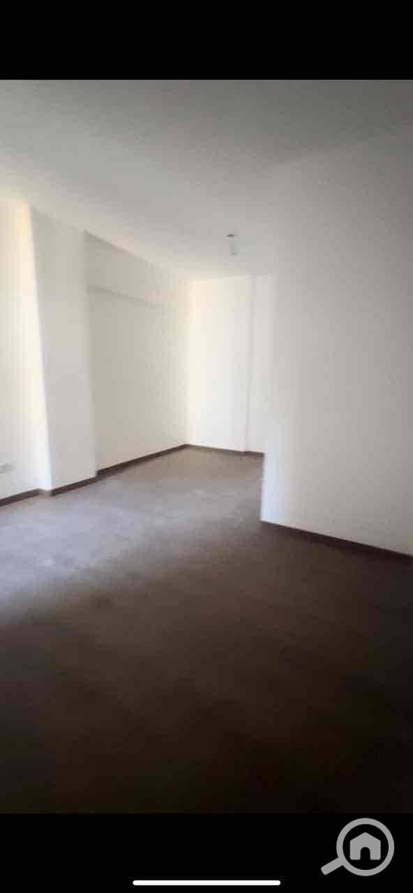 14 325f314f-31c4-498c-ba07-3eb2517238af. jpg