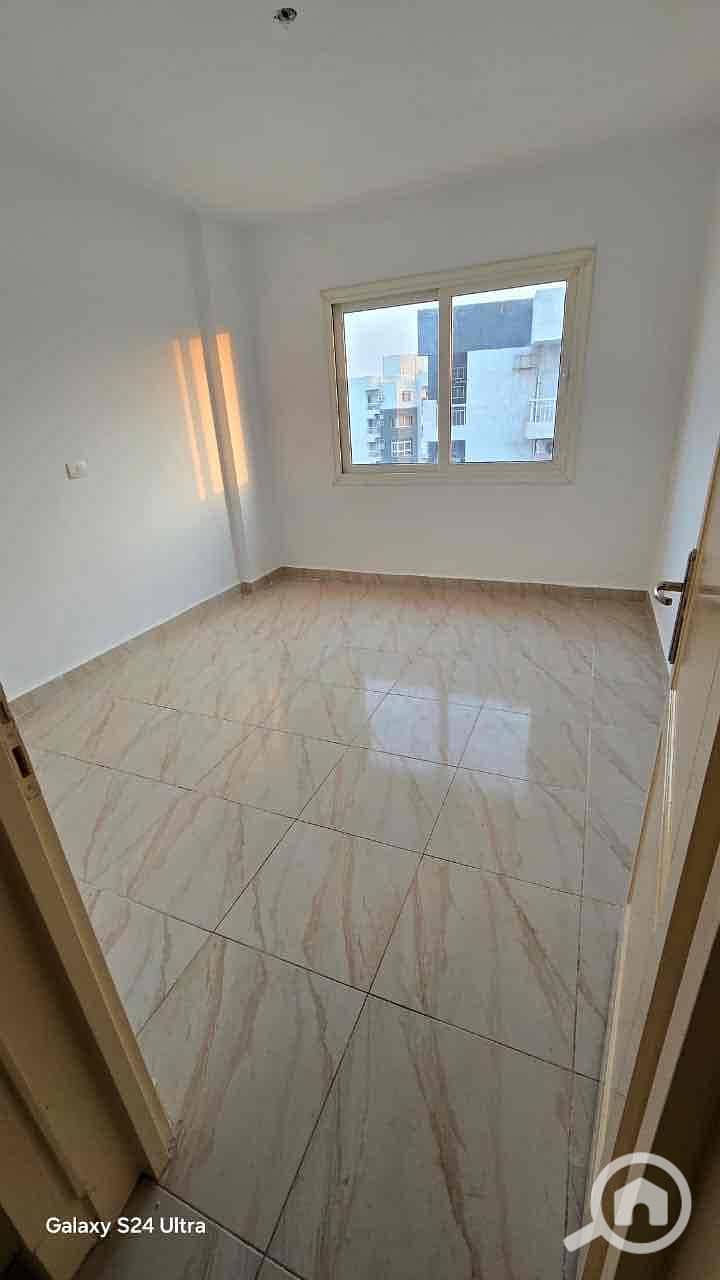 17 60ed4b7b-8491-43f7-a866-a3a8abfba48f. jpg