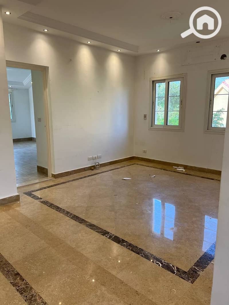 28 e26f4e98-ee0d-48d5-a0cb-4e3c76fa5b96. jpg