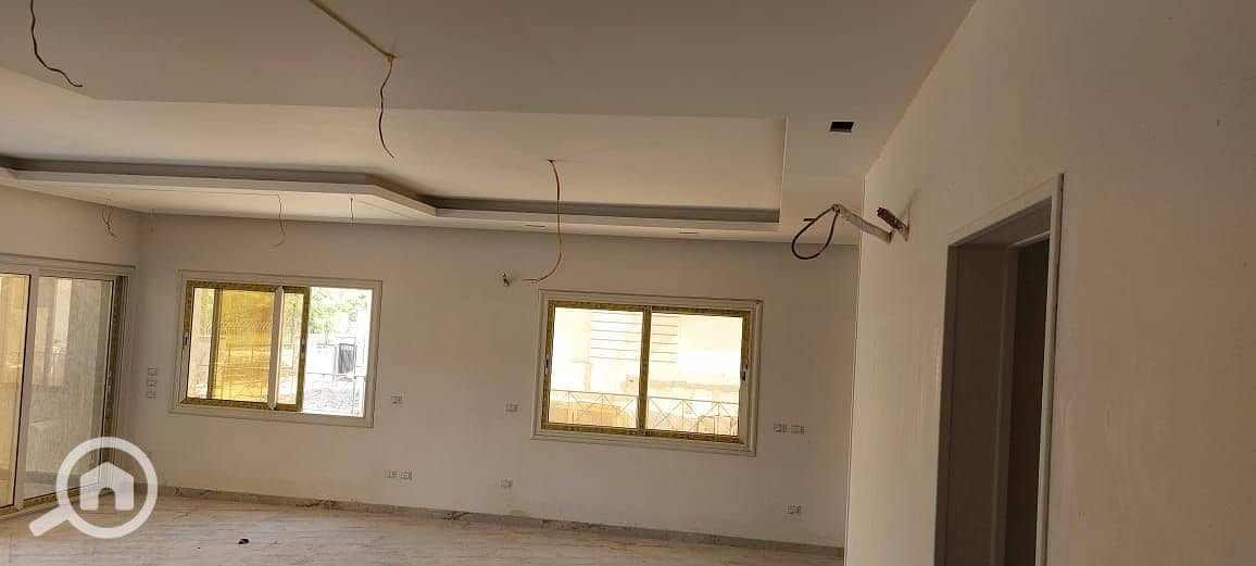 5 f63be5e4-25c6-420f-972a-795908cdba76. jpeg