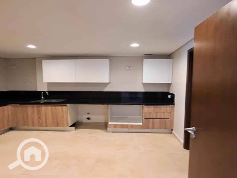 4 472057441_1539491560044132_4611941425563920403_n_800x600. jpg