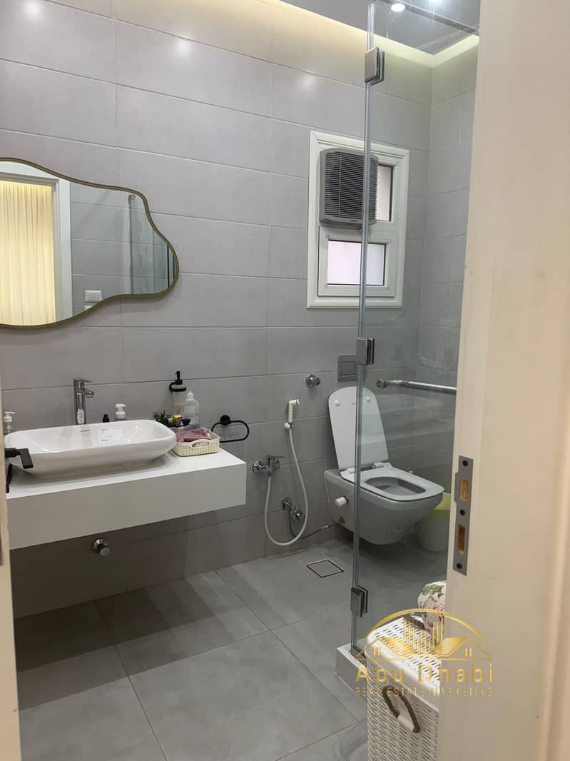 8 549116729_1390949999701317_3965071910476750580_n. jpg