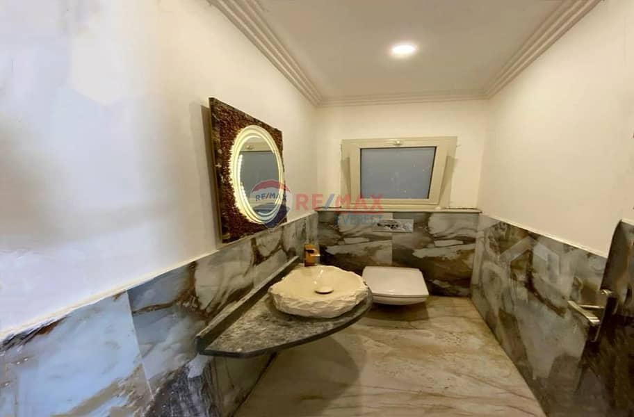 4 WhatsApp Image 2025-12-09 at 4.50. 00 PM (1). jpeg